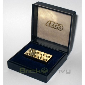 gold lego brick